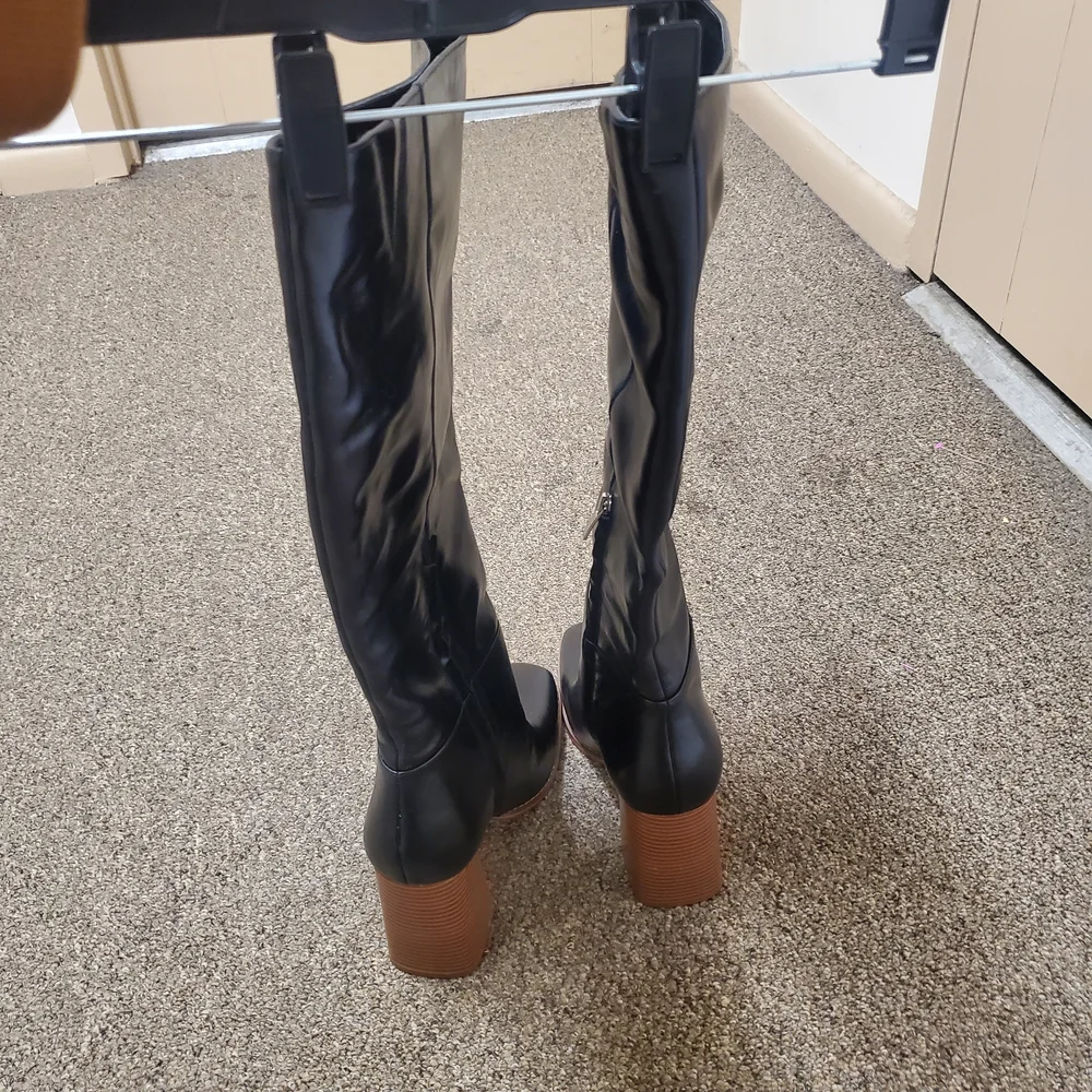 Nine West Women's Black Knee High Boots Size 9.5M Square Toe Block Heel
